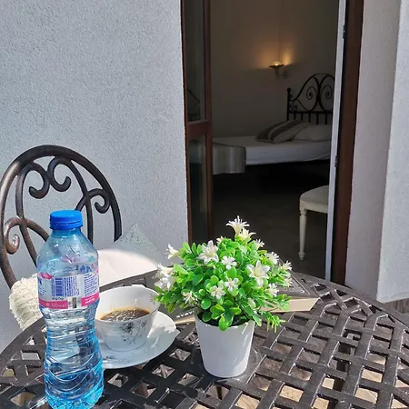 Family Rai Hotel 3*