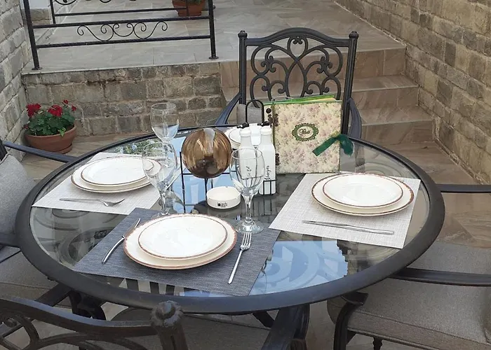 Family Rai Hotel Sjoemen